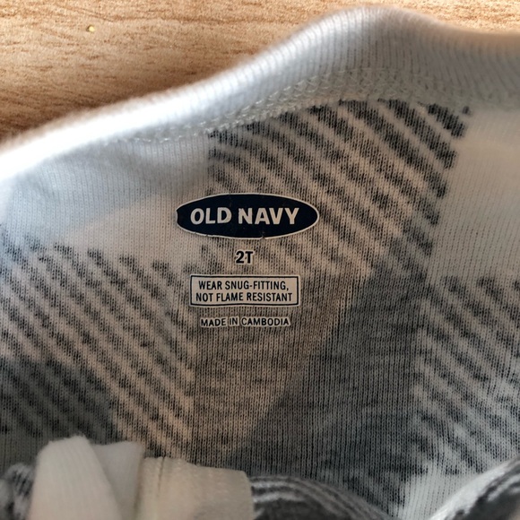 OLD NAVY One Piece Buffalo Check Pajamas Size 2T - Picture 5 of 5